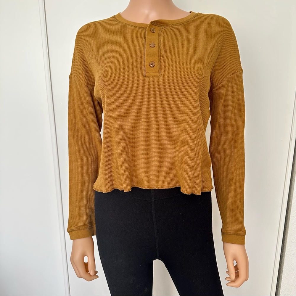 Everlane Organic Cotton Waffle Knit Henley Top Golden Brown Small GOTS Cert.